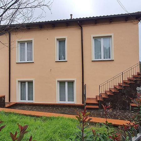 Wayne'S House, A Short Walk To The Waterfalls Bagnone Exterior photo